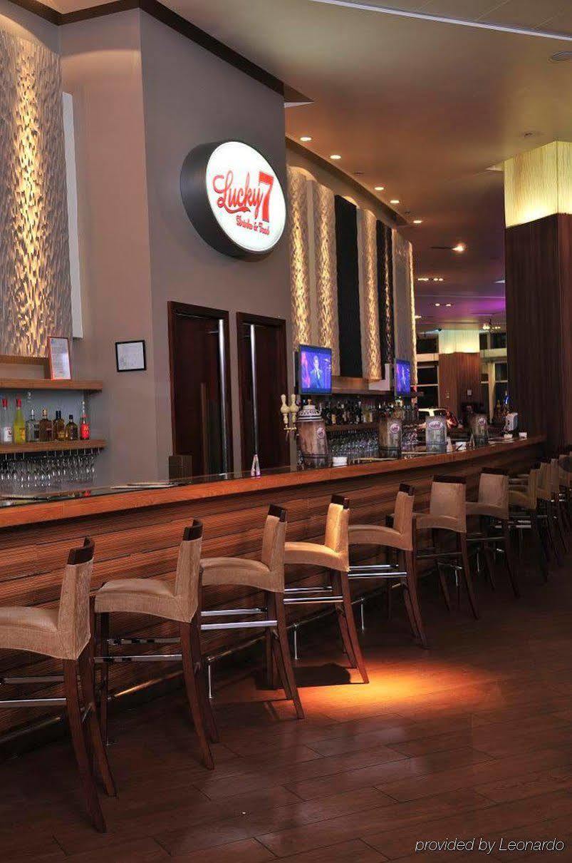 Hotel Dreams Valdivia Restaurant photo The bar at the Hard Rock Cafe in Times Square, New York City