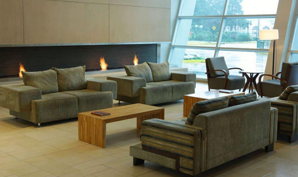 Hotel Dreams Valdivia Exterior photo The lounge at the airport